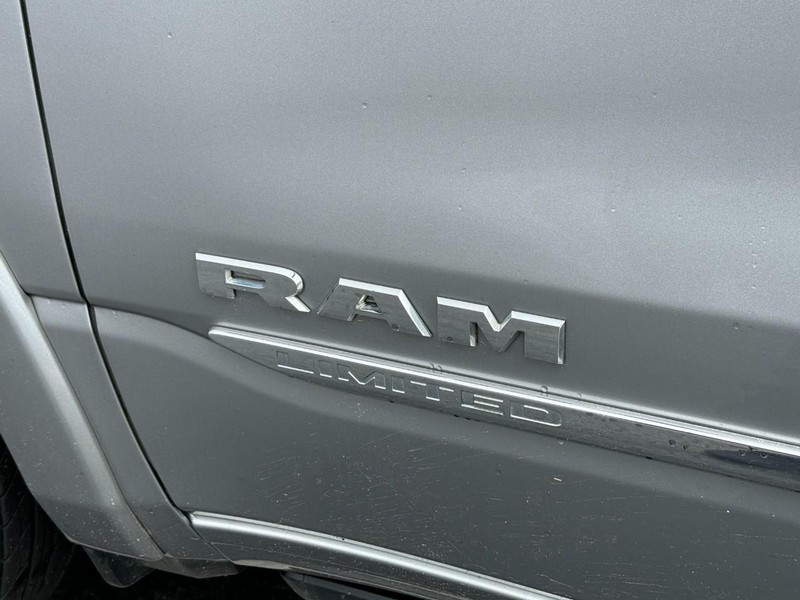 Ram 1500 Vehicle Image 11