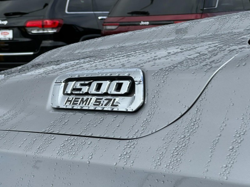 Ram 1500 Vehicle Image 12