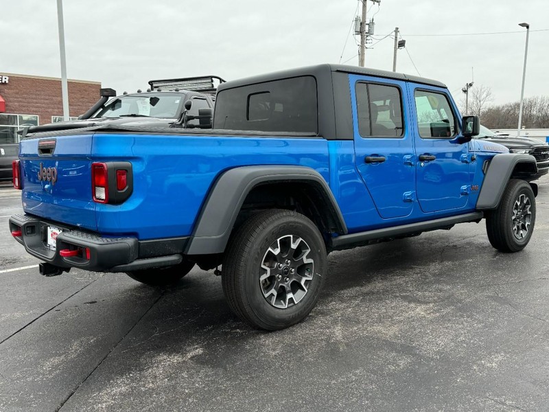 Jeep Gladiator Vehicle Image 03