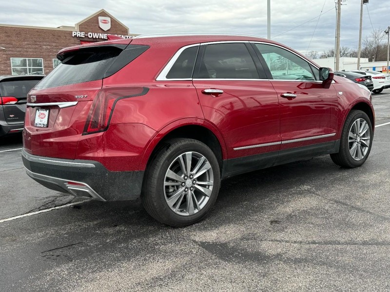 Cadillac XT5 Vehicle Image 03