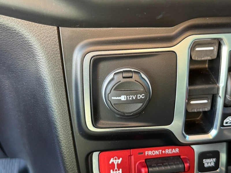 Jeep Wrangler Unlimited Vehicle Image 30