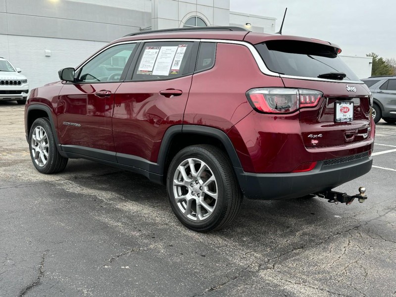 Jeep Compass Vehicle Image 04