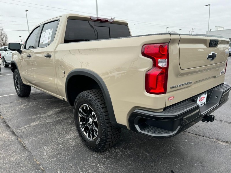 Chevrolet Silverado 1500 Vehicle Image 04