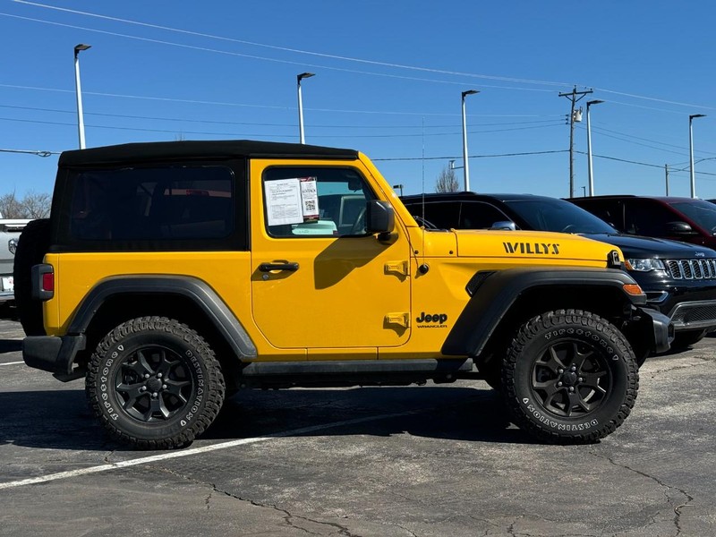 Jeep Wrangler Vehicle Image 02