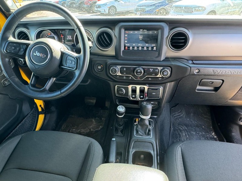 Jeep Wrangler Vehicle Image 19