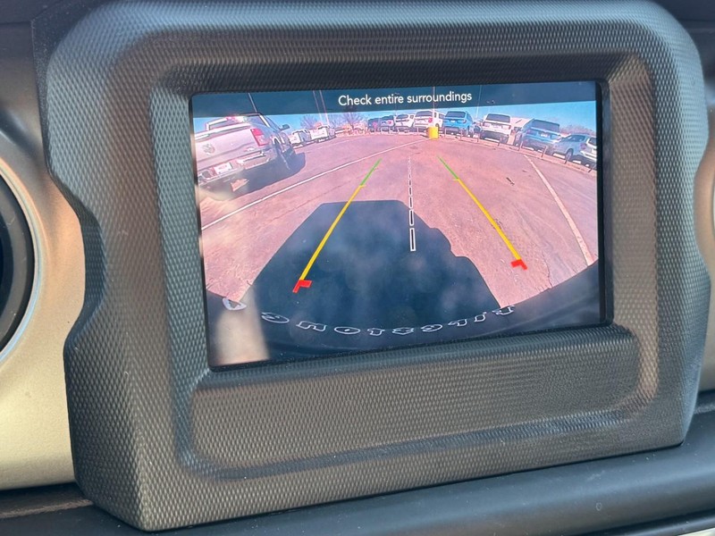 Jeep Wrangler Vehicle Image 34