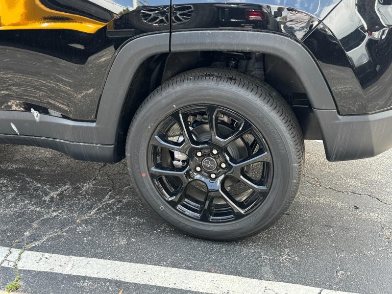 Jeep Compass Vehicle Image 07