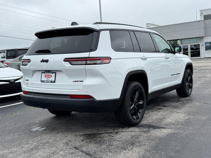 Jeep Grand Cherokee L Vehicle Image 03