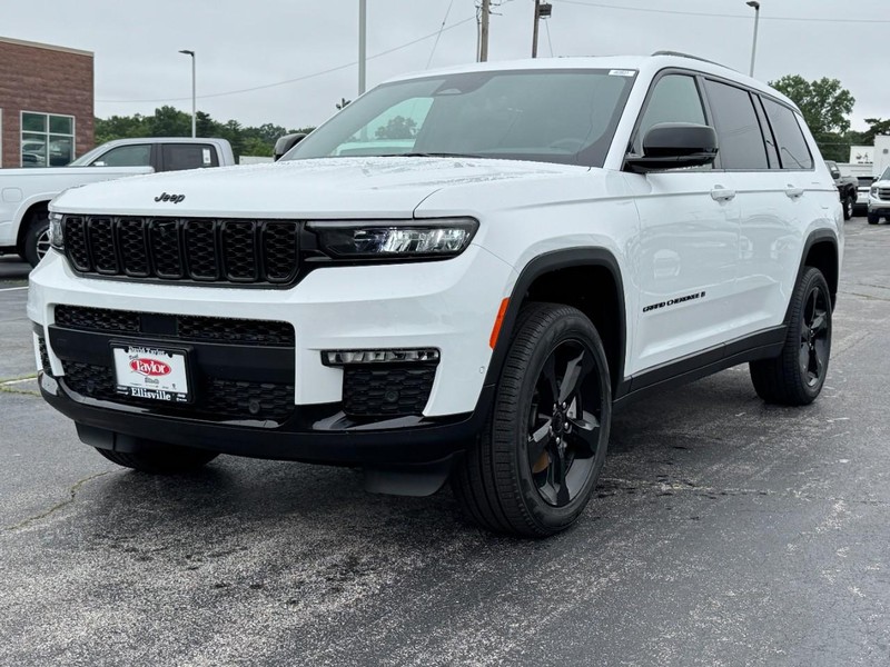 Jeep Grand Cherokee L Vehicle Image 08