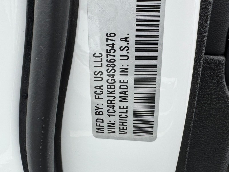 Jeep Grand Cherokee L Vehicle Image 34