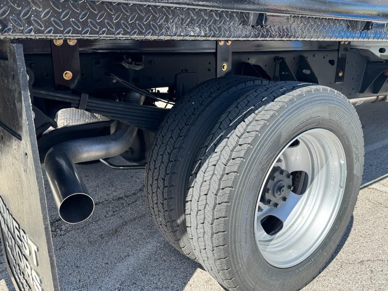 Ram 5500 Chassis Cab Vehicle Image 34