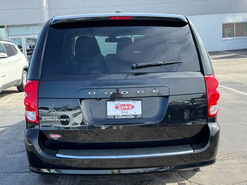 Dodge Grand Caravan Vehicle Image 15