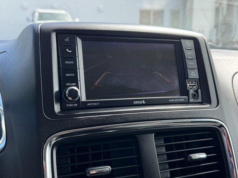 Dodge Grand Caravan Vehicle Image 31
