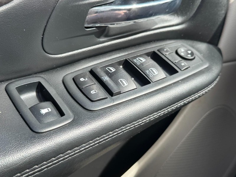 Dodge Grand Caravan Vehicle Image 32