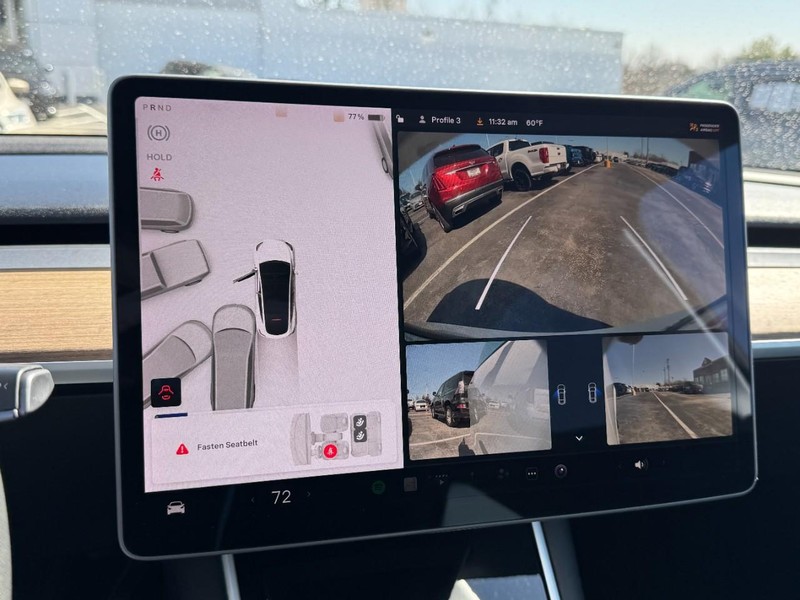Tesla Model Y Vehicle Image 29