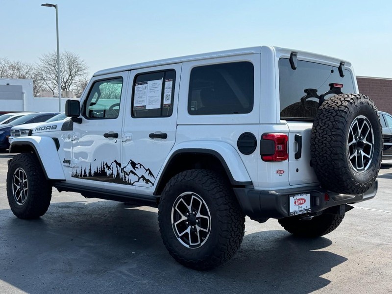 Jeep Wrangler Unlimited Vehicle Image 04