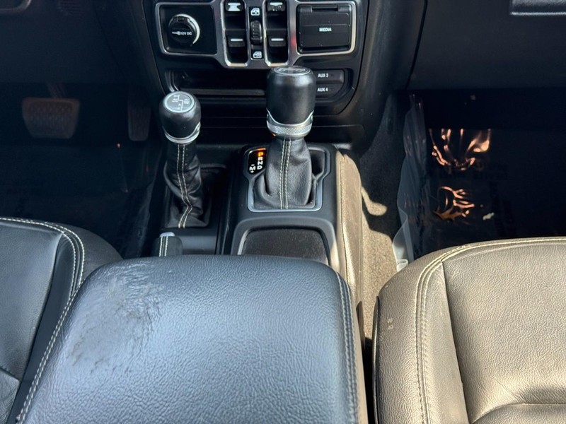 Jeep Wrangler Unlimited Vehicle Image 20