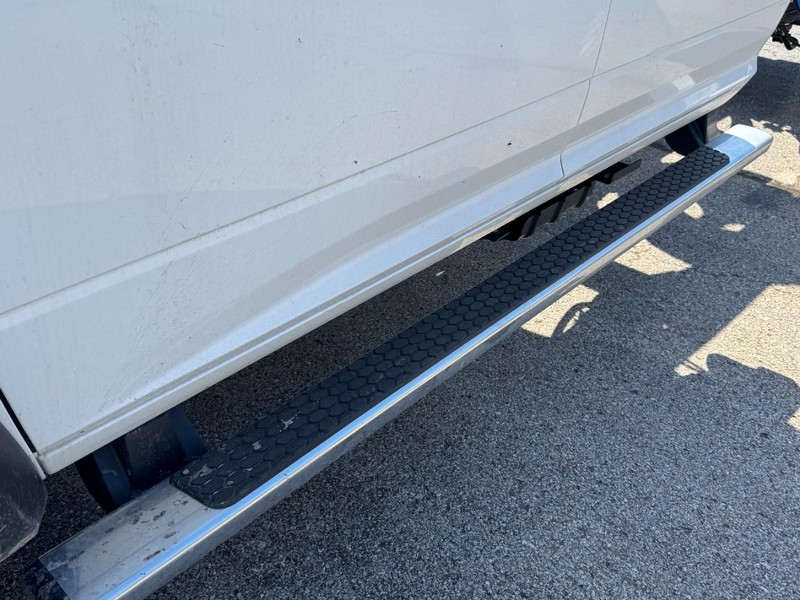 Ram 5500 Chassis Cab Vehicle Image 13
