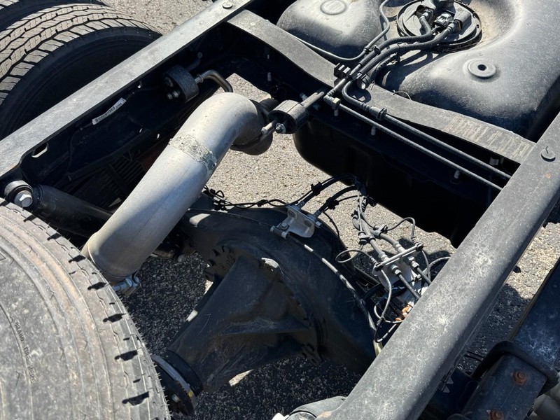 Ram 5500 Chassis Cab Vehicle Image 17