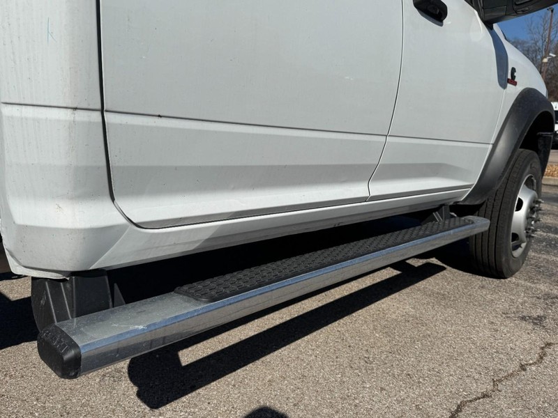 Ram 5500 Chassis Cab Vehicle Image 23