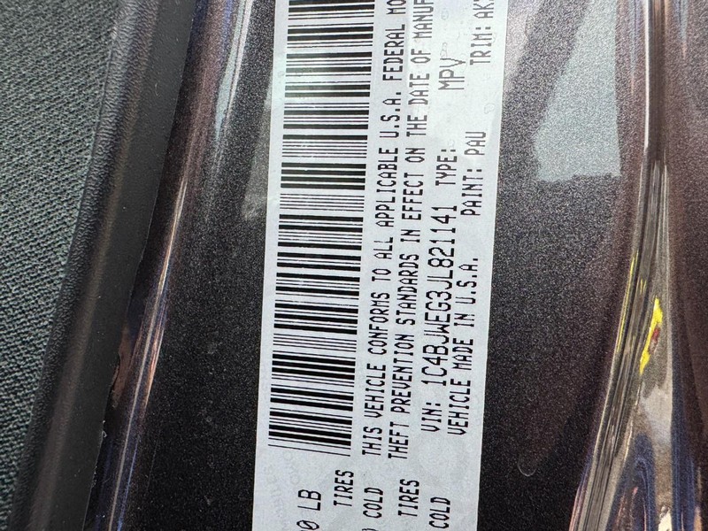Jeep Wrangler JK Unlimited Vehicle Image 33