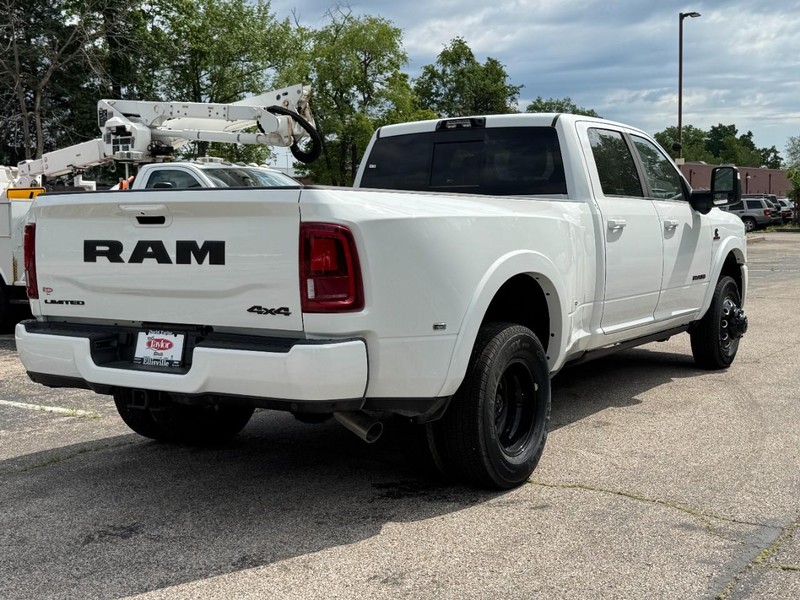 Ram 3500 Vehicle Image 03