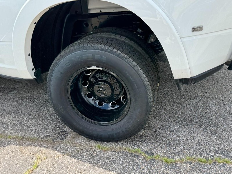 Ram 3500 Vehicle Image 07