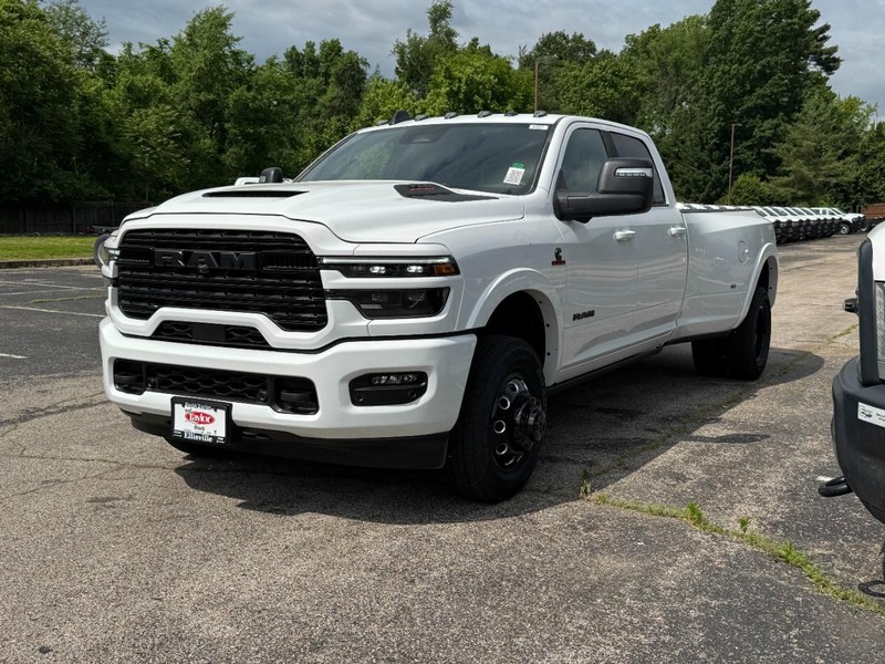 Ram 3500 Vehicle Image 08