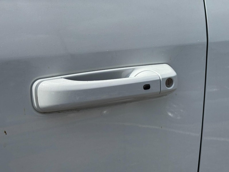 Ram 3500 Vehicle Image 13