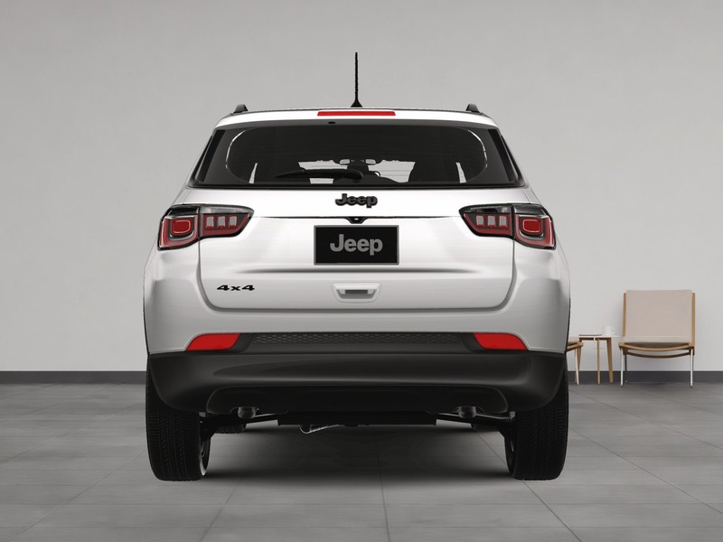 Jeep Compass Vehicle Image 13
