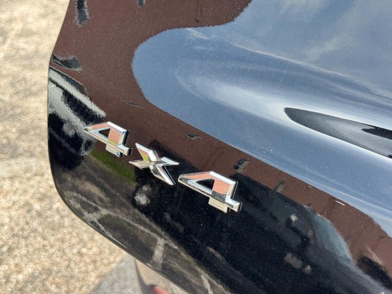 Jeep Compass Vehicle Image 12
