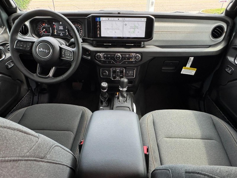 Jeep Wrangler Vehicle Image 15