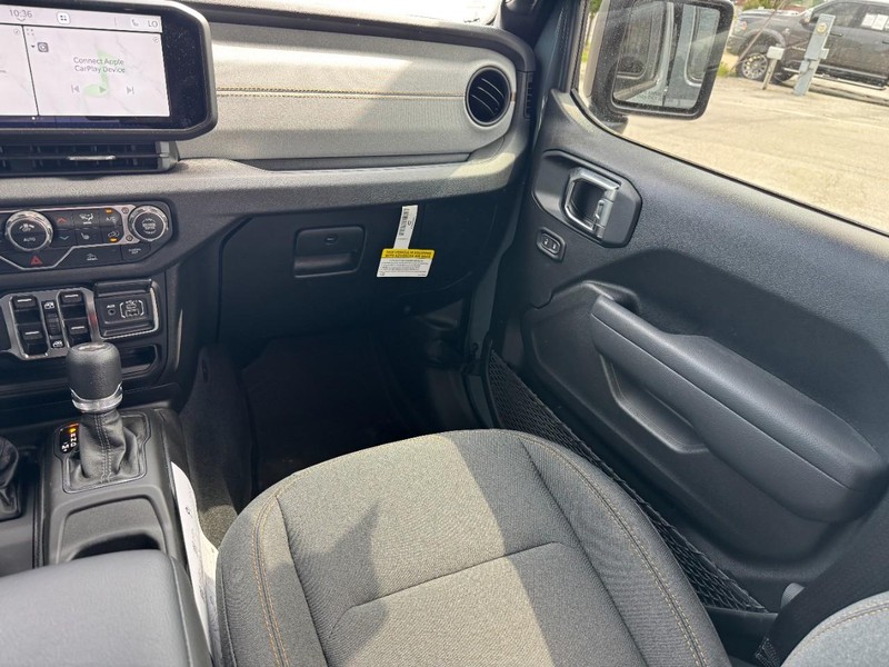 Jeep Wrangler Vehicle Image 19