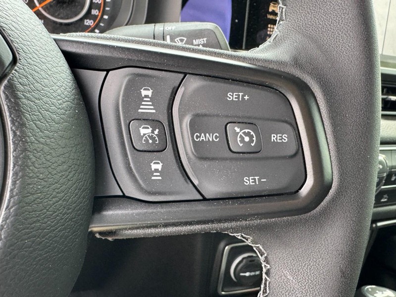 Jeep Wrangler Vehicle Image 22