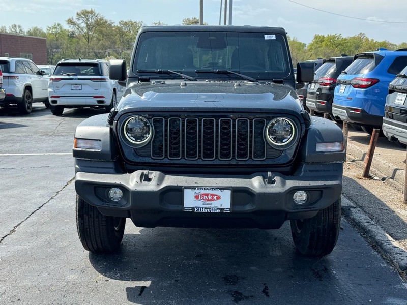 Jeep Wrangler Vehicle Image 09