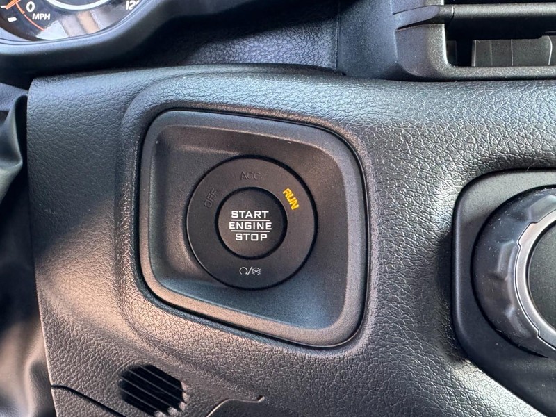 Jeep Wrangler Vehicle Image 28