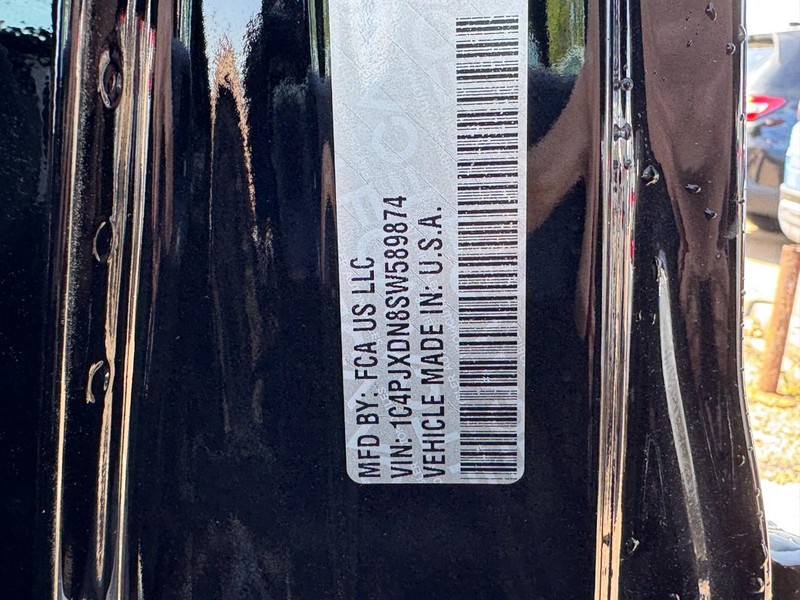 Jeep Wrangler Vehicle Image 31