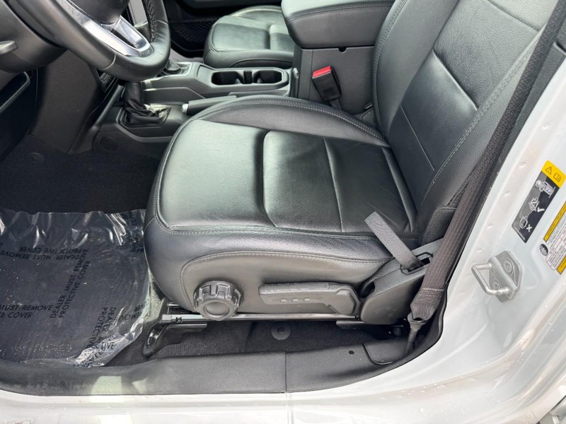 Jeep Wrangler Vehicle Image 30