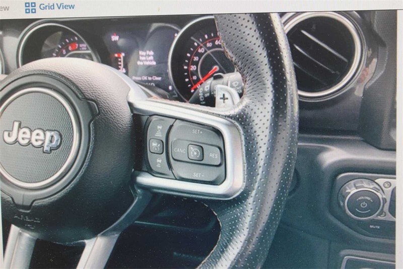Jeep Wrangler Vehicle Image 18
