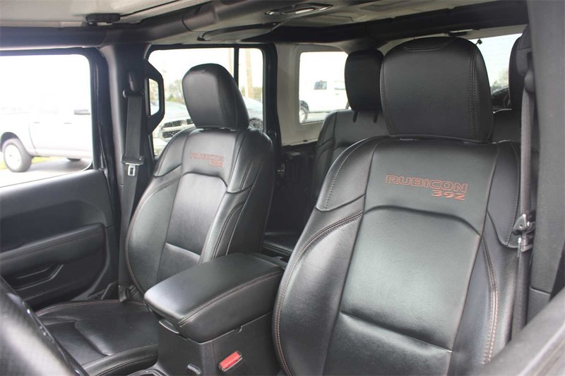 Jeep Wrangler Vehicle Image 24