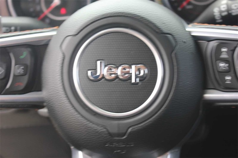 Jeep Wrangler Vehicle Image 35