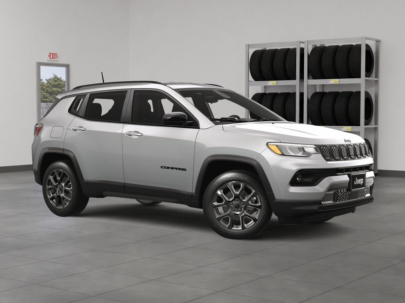 Jeep Compass Vehicle Image 09