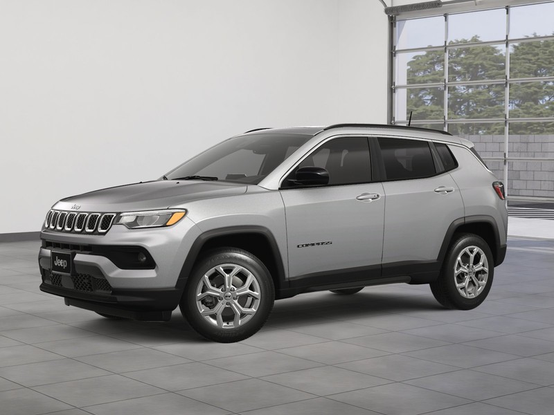 Jeep Compass Vehicle Image 02