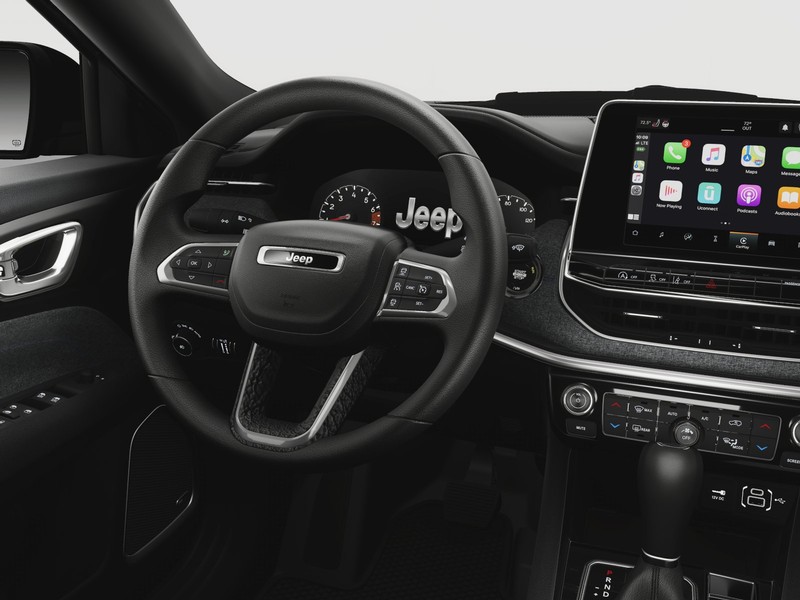Jeep Compass Vehicle Image 22