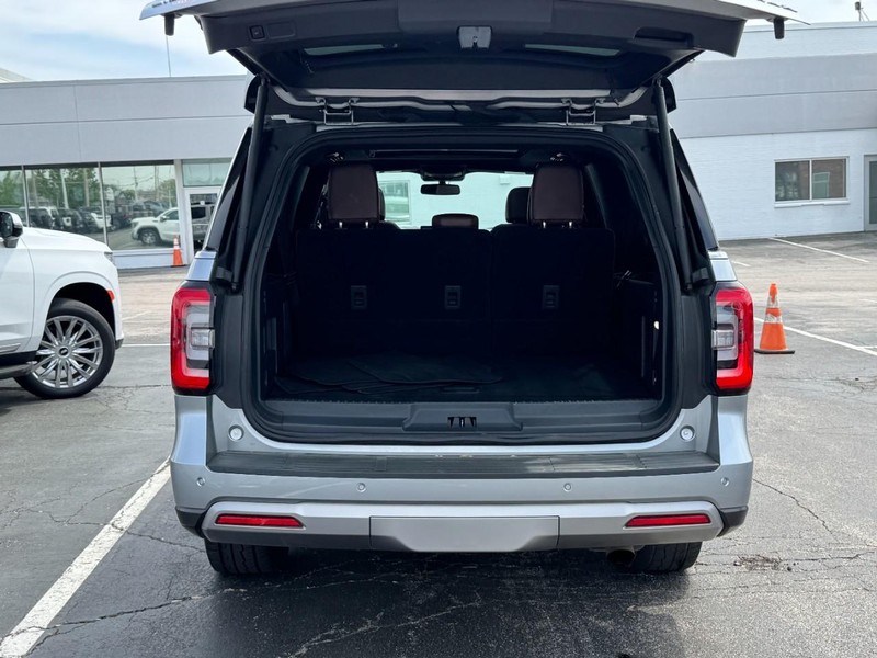 Ford Expedition Max Vehicle Image 13