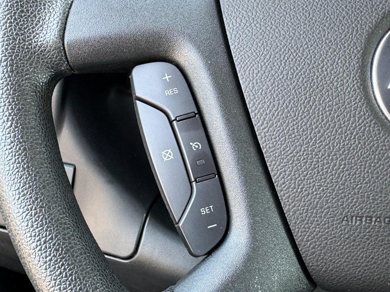 Chevrolet Express Passenger Vehicle Image 26