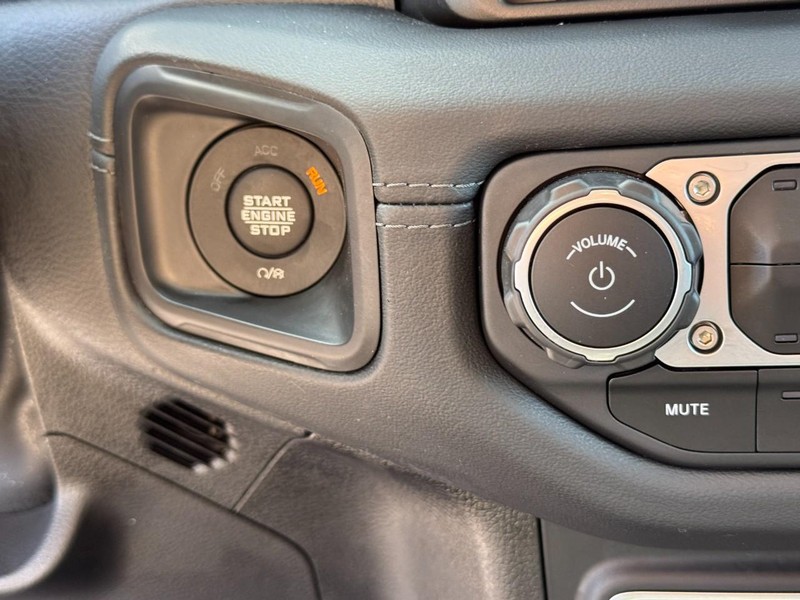 Jeep Wrangler 4xe Vehicle Image 28