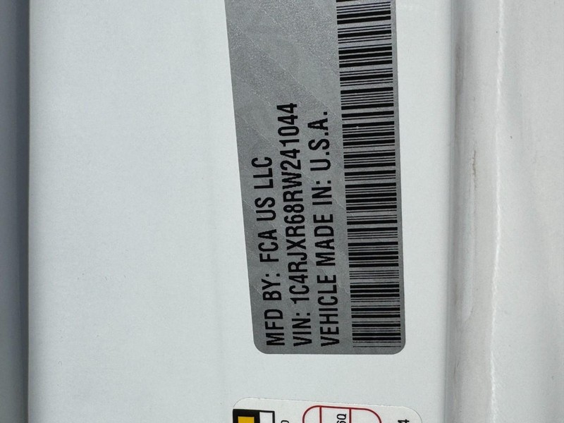 Jeep Wrangler 4xe Vehicle Image 31