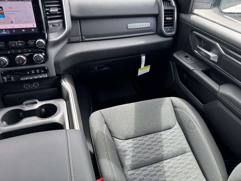 Ram 1500 Vehicle Image 20