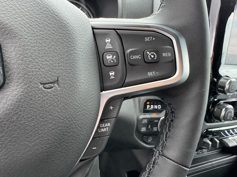 Ram 1500 Vehicle Image 22